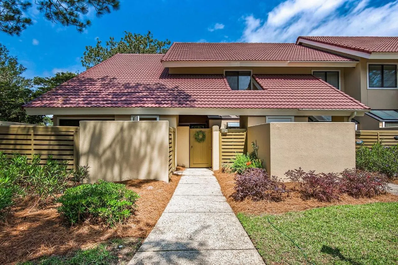 Beachwalk Villas 5079- On The Rocks Destin Daire